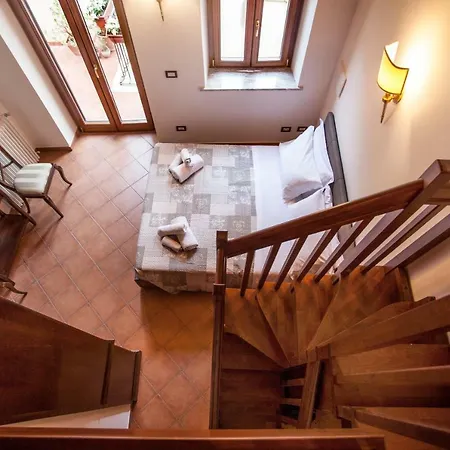 Tina House - Il Cortile Nel Centro Storico Di Apartment
