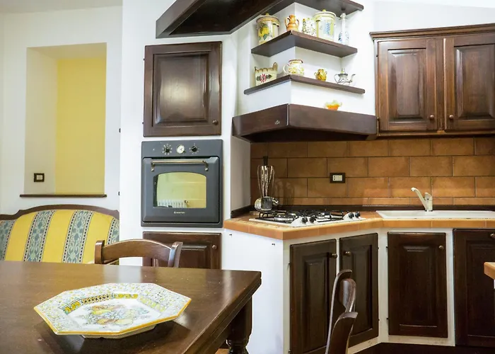 Tina House - Il Cortile Nel Centro Storico Di Daire Taormina