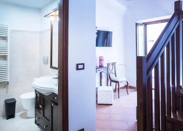 Tina House - Il Cortile Nel Centro Storico Di
