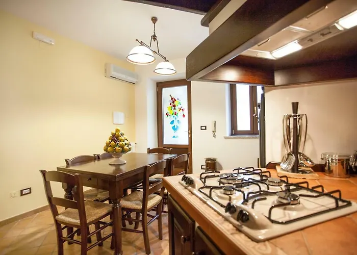 Tina House - Il Cortile Nel Centro Storico Di Taormina